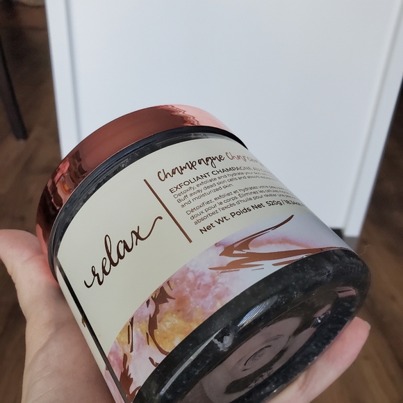 SOLD - Champagne Charcoal Scrub - Picture 3 of 3